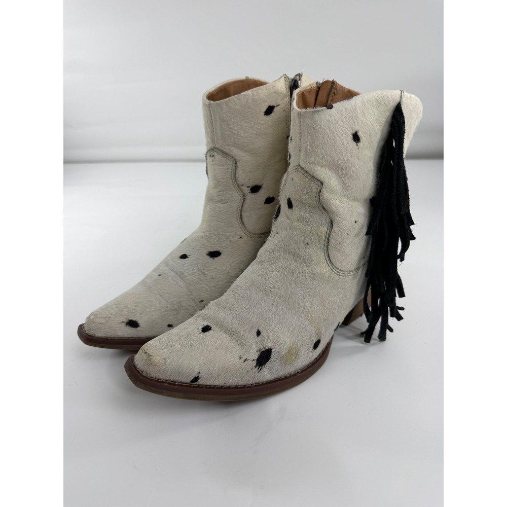 Dingo DI 351 White Black Spotted Calf Hair Fringe Western Boots Womens 7.5M